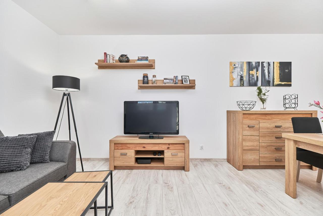 ורוצלב Exclusive Apartments Teczowa With Underground Parking By Noclegi Renters מראה חיצוני תמונה