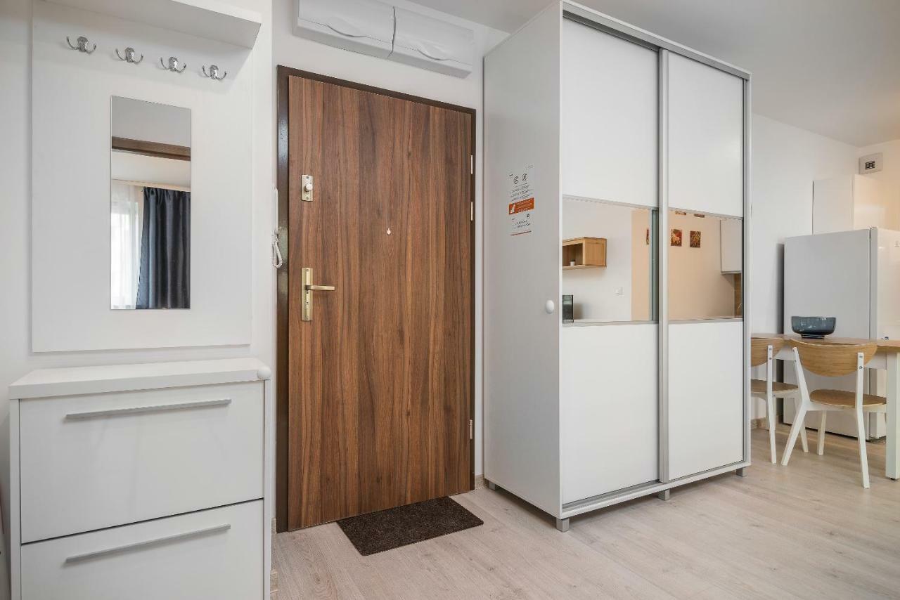 ורוצלב Exclusive Apartments Teczowa With Underground Parking By Noclegi Renters מראה חיצוני תמונה