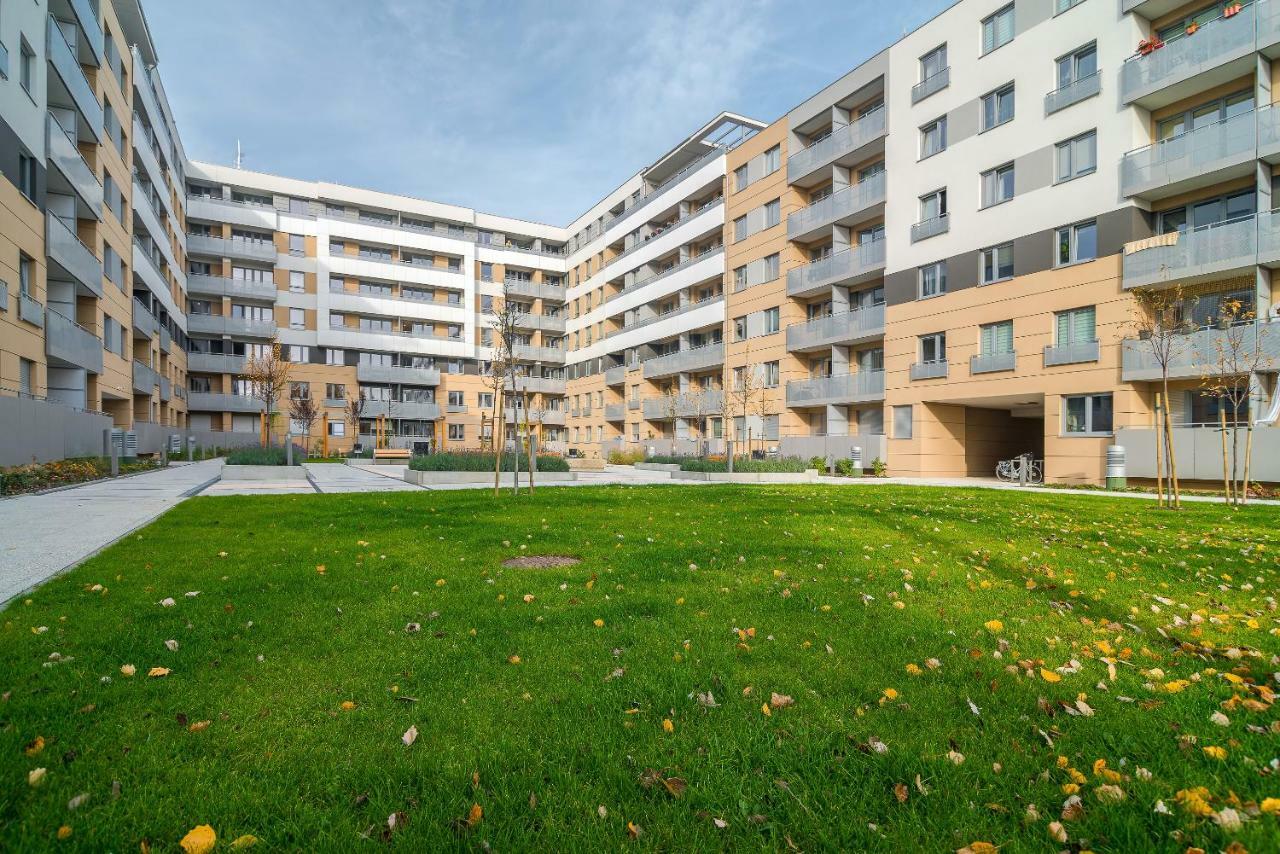ורוצלב Exclusive Apartments Teczowa With Underground Parking By Noclegi Renters מראה חיצוני תמונה